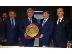 Davutoğlu, Türk Dünyası Belediyeler Birliği İle Bir Araya Geldi