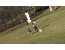 Açgözlü Kartal Parktaki Çocuğu Kaçırmaya Kalktı!