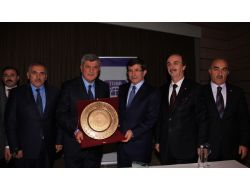 Tdbb Yönetimi Davutoğlu İle Görüştü