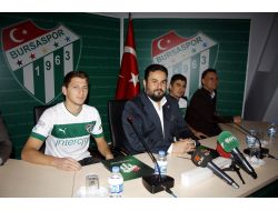Bursaspor Genç Oyuncularıyla 5 Yıllık Sözleşme İmzaladı