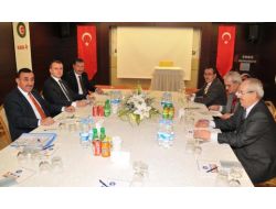 Ankara Büyükşehir Belediyesi'nde Toplu İş Sözleşmesi Görüşmeleri Başladı
