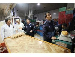 Denizli’de Zabıtalar Gece Fırınları Denetledi