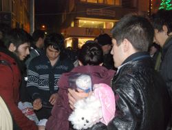 Oyuncak İçin Kampanya Başlatan Öğrencilere Zabıta Ve Polis Müdahalesi