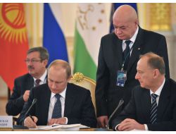 Putin: Afganistan’dan Çekilme Rusya İçin Tehdit Oluşturur