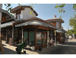 Muğla'da Tarihî Arasta Çarşısı'nın Yenileme Projesi Sürüyor