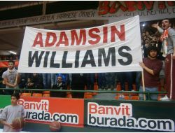 Banvit, Lance Williams’ı Unutmadı