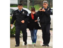 Alanya’da 1 Kadın, 1 Erkeği Bıçaklayarak Hastanelik Etti