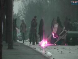 Arkadaşlarının Attığı Taştan Yaralanmış