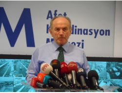 Kadir Topbaş: Karla Mücadelede Bazı Noktalarda Sıkıntı Yaşadık