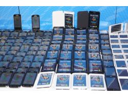 İstanbul Polisinden Telefon Operasyonu