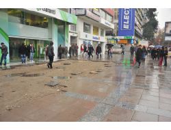 Bina Sahipleri Dava Açınca Belediye Kaldırımları Sahiplerine Devretti