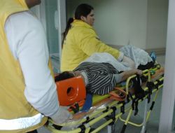 Pazar Yerinde Anne İle Kızı Silahla Vuruldu