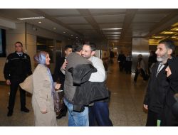 Suriye’de Aylardır Tutuklu Bulunan Türkler İstanbul’a Geldi