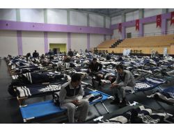 Donma Tehlikesine Karşı Evsizler Spor Salonunda Ağırlanıyor