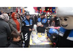 Polisten Vatandaşa: Dolandırıcı Ve Hırsızlara Karşı Siz De Dikkatli Olun