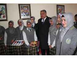 Vali Tekinarslan Doğubayazıt'ta Okuma Salonu Açtı