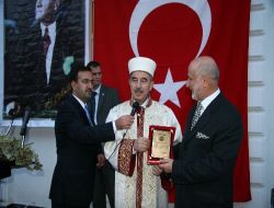 Diyanet İşleri Başkanı Prof. Bardakoğlu: Kur'an-ı Kerim Bizim Hayat Kitabımız