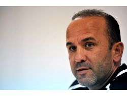 Antalyaspor 2 Oyuncuyla Yollarını Ayırdı; Transfer Çalışmaları Başlıyor