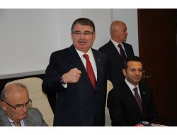 Bakan Şahin, Emniyete Araç Bağışlayan Hayırsever İşadamlarına Plaket Verdi