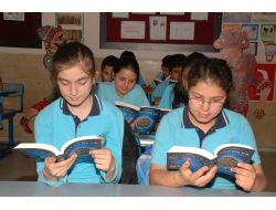 Bahar Koleji Her Eve Bir Kütüphane Kuruyor