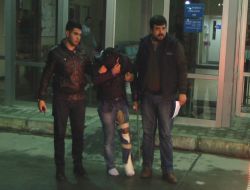 Kaçarken Ayağını Kıran Hırsız, Koltuk Değneğiyle Adliyeye Getirildi