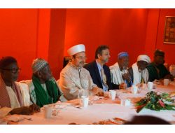 Diyanet İşleri Başkanı Görmez, Kamerunlu Din Adamlarıyla Bir Araya Geldi