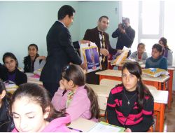 Kaymakam Kotan, Viranşehir'de 900 Öğrenciyi Sevindirdi