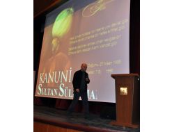 Uğurluel: Osmanlı Sarayında Kadınlar Dekolte Kıyafetlerle Dolaşmazdı