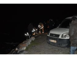 İzmir'de Denizde Erkek Cesedi Bulundu