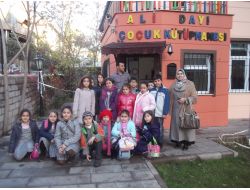 Keçiörenli Minikler Kütüphane Gezdi