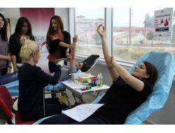 Kızılay, Ege Bölgesi'nde 450 Bin Kişiye Kan Eğitimi Verdi