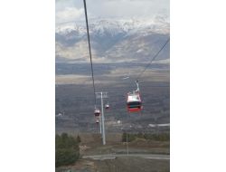 Ergan Dağı Kayak Tesisleri'nde Gondol Sistemi Devreye Girdi