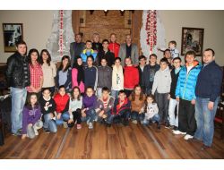 İlkadım Belediyesi Spor Kulübü, Başarılı Öğrencilerle Ve Sporcuları Buluşturdu