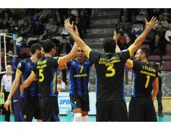 İstanbul Büyükşehir Belediye: 0 - Fenerbahçe: 3