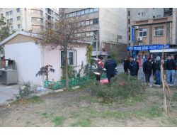 Yaşlı Adam Parkta Öldü