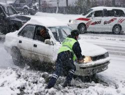 Moskova Kutup Soğukları İle Donuyor: 2 Kişi Öldü, Atm'ler Çalışmıyor