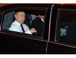 Putin, Silah Ve Enerji Anlaşmaları İçin Hindistan’da