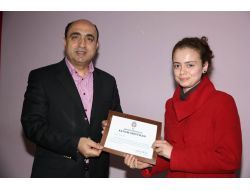 Huzurlu Aile Mutlu Evlilik Okulunda 80 Kursiyere Sertifika Verildi