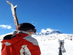 Erciyes'te Kayak Sezonu Açıldı!