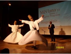 Urla Eğitim Gönüllüleri Derneği Mevlana'yı Andı