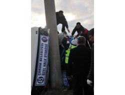 Çorum'da Aşırı Hızlı Halk Otobüsü Fabrika Bahçesine Uçtu: 1'i Ağır 5 Yaralı