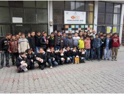 Okuma Salonu, Savur'daki Öğrencilere Kaban Dağıttı