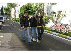 Hırsızlık İddiasıyla Yakalanan 79 Şüpheliden 12'si Tutuklandı!