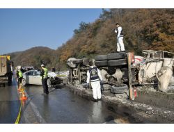 Aynı Caddede 2 Ayrı Kaza: 1 Ölü, 5 Yaralı