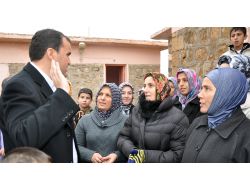 Veliler, Duvarları Çatlak Okula Çocuklarını Göndermeme Kararı Aldı