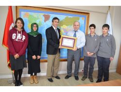 Harçlıklarını Gazze Ve Suriyeli Arkadaşları İçin Biriktirdiler (Özel)