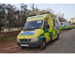 Suriyeli Muhaliflere 13 Ambulans Gönderildi