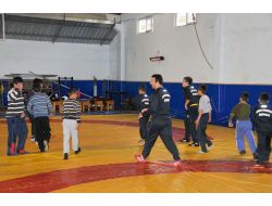 Osmaniyeli Gençler Spor Merkezine Koşuyor