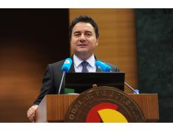 Babacan: Küresel Kriz Faz Değiştirdi, Bankalar Tedbirlerle Yüzdürülüyor (1)