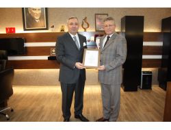 Dericilerden Özel İdare'ye Yol Ve Ağaç Teşekkürü